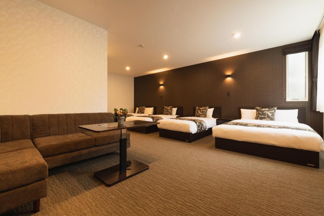 Aparthotel Grand Base Nagasaki Ekimae Exterior foto
